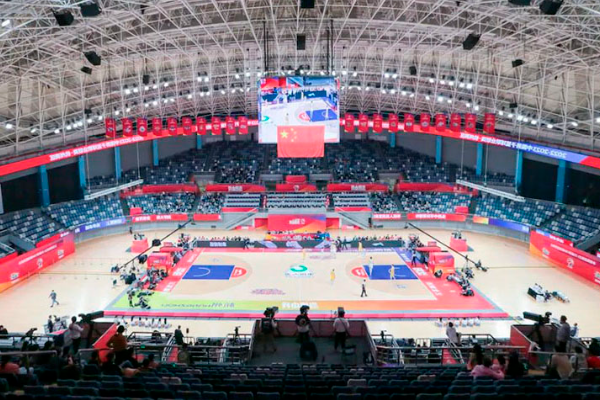 廣廈隊的主場是哪個體育場？