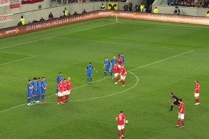 圓月彎刀！薩比策在國家隊打入的精彩任意球