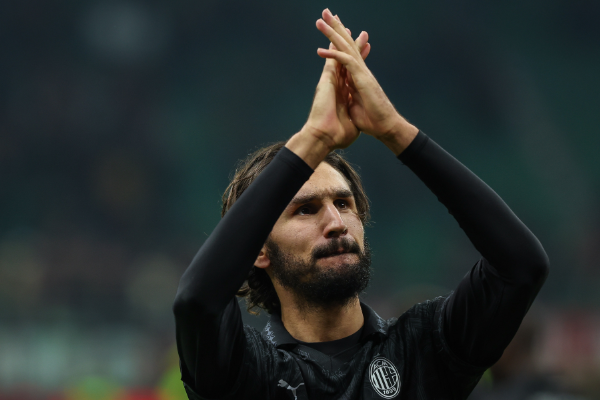 米蘭主場(chǎng)1-2不敵國(guó)際米蘭失去<a href=http://8809.jianzhanzj.com/tag/yijia.html target=_blank class=infotextkey>意甲</a>冠軍