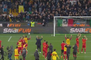 【集錦】意甲-比賽從72分鐘恢復 羅馬讀秒絕殺2-1勝烏迪內(nèi)斯