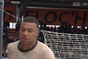 全能型前鋒！姆巴佩策動(dòng)進(jìn)攻+腳后跟破門，解說員都懵了！